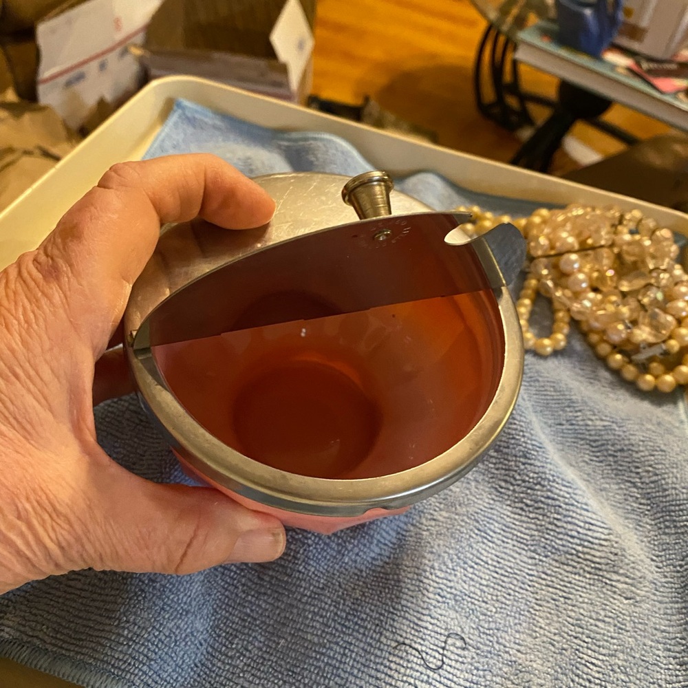 Vintage sugar bowl with metal flip lid - Picture 2 of 7